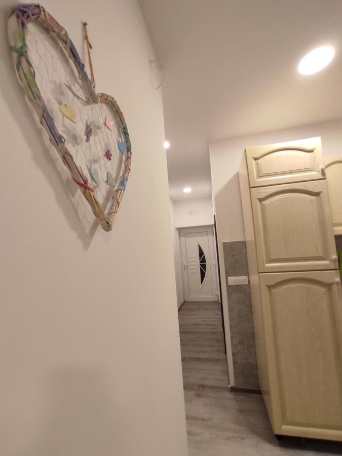 Apartment Ravnice Omiš Buitenkant foto