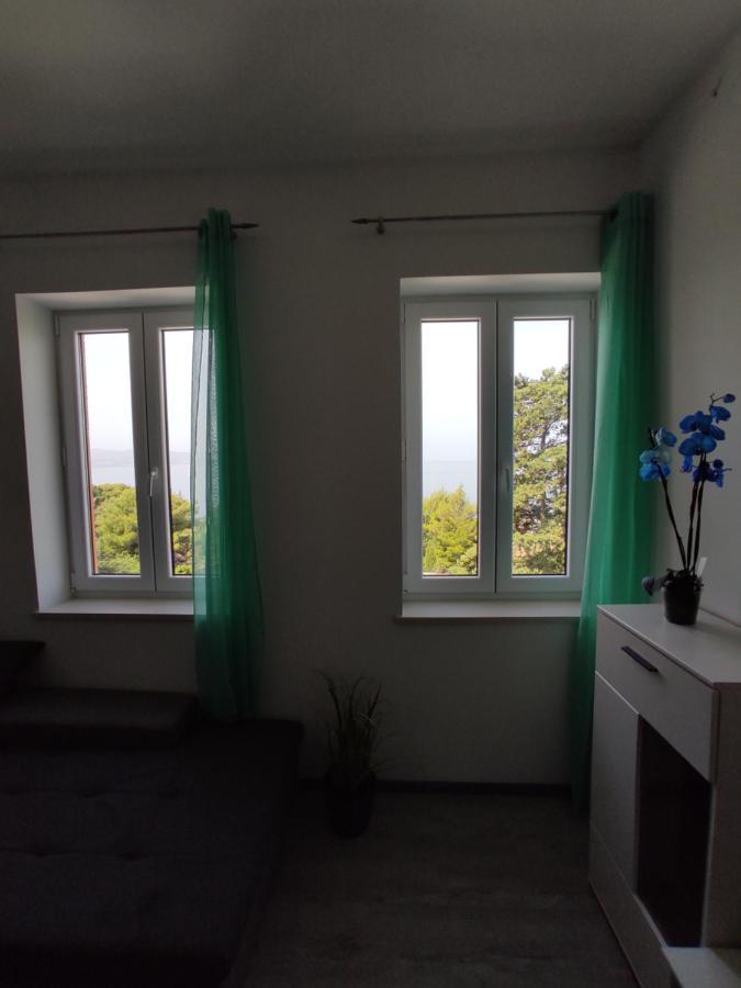 Apartment Ravnice Omiš Buitenkant foto