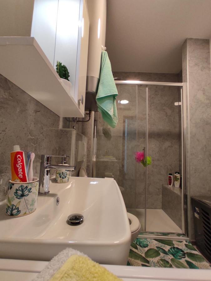 Apartment Ravnice Omiš Buitenkant foto