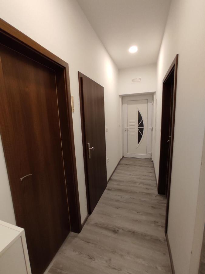 Apartment Ravnice Omiš Buitenkant foto